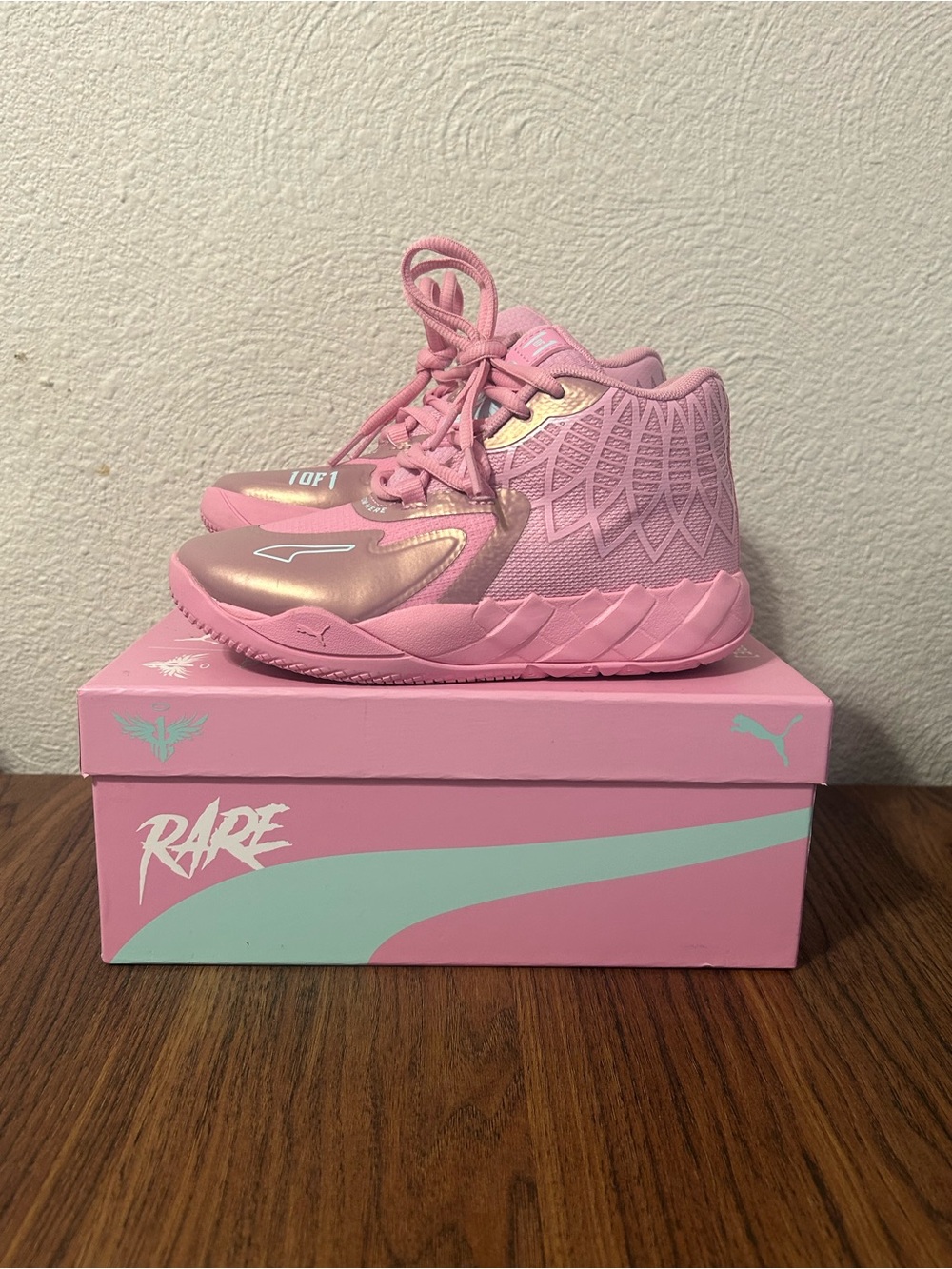 Puma MB.01 LaMelo Ball Kids Size 13C Pink Iridescent Basketball Sneakers Girls